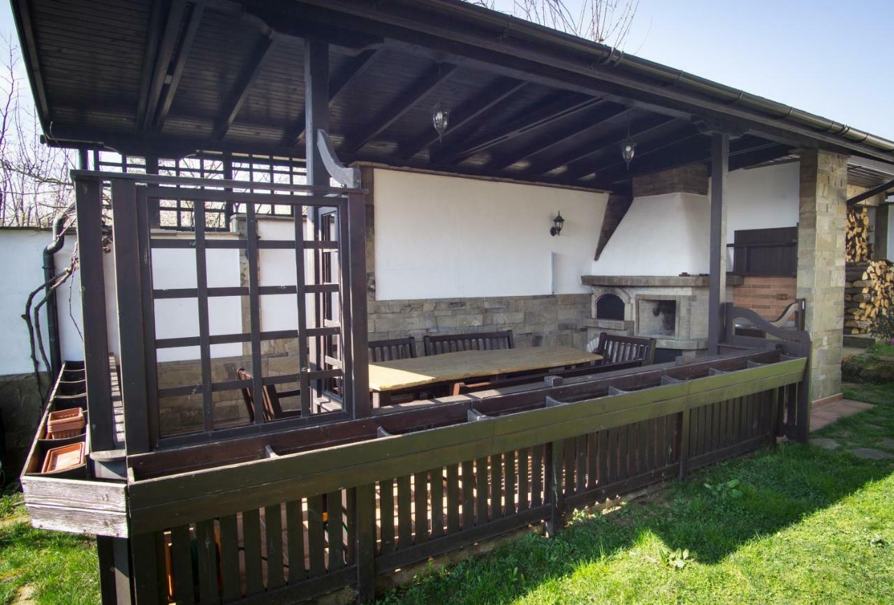 Villa Pri Shtarkela Brodilovo Luaran gambar